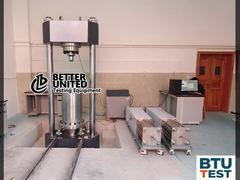 Appareil triaxial à grande échelle pour sols à gros grains